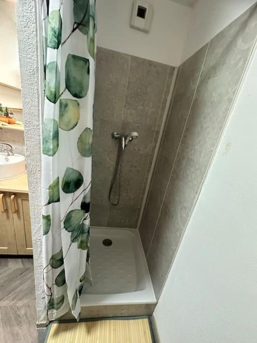 La Baleine Verte Villa Калвисон Екстериор снимка